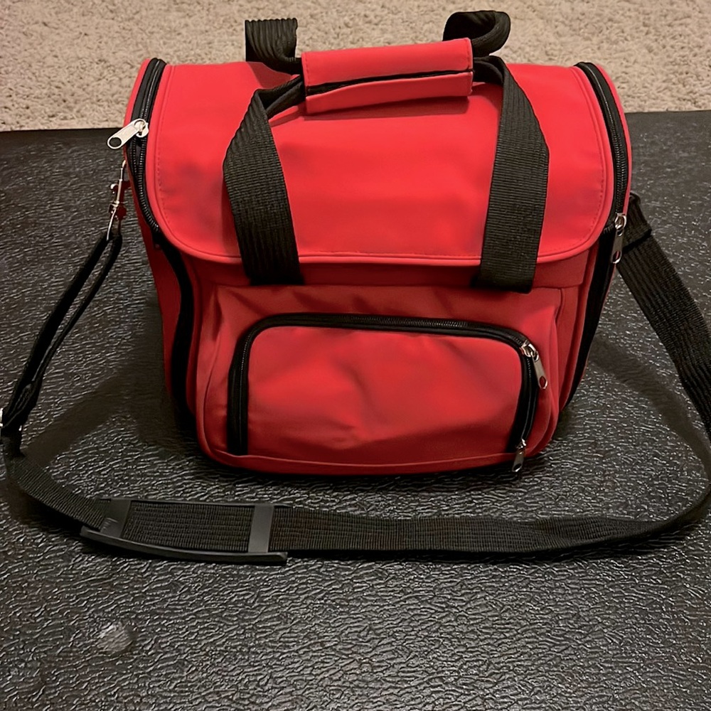 Extra large travel toiletries or makeup bag